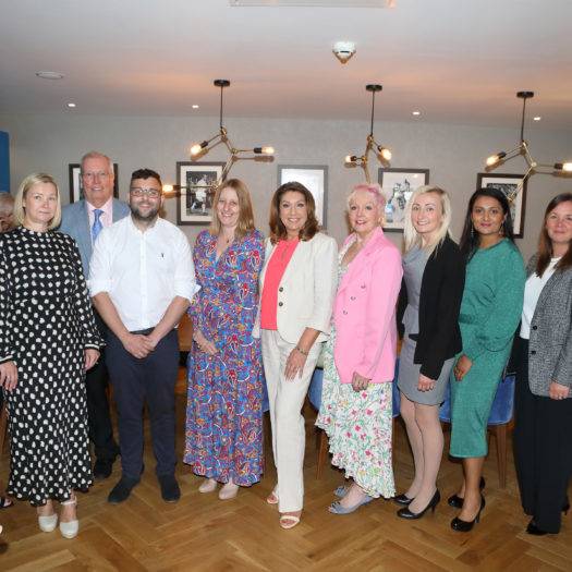 Jane McDonald Lunch 17